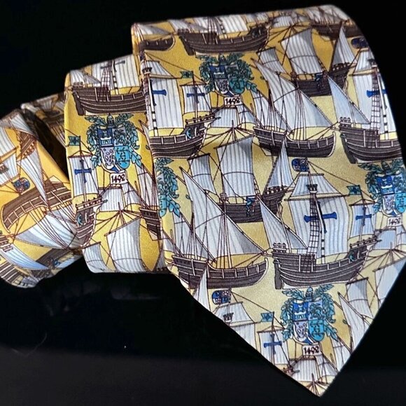 Gucci Gold Silk Tie Link Chain EUC Neckwear Ship Ships Sailboat Brown Yacht - Picture 1 of 5